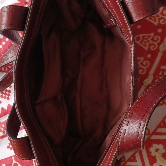 Fossil Leather Baguette Style Purse - Picture 6 of 10